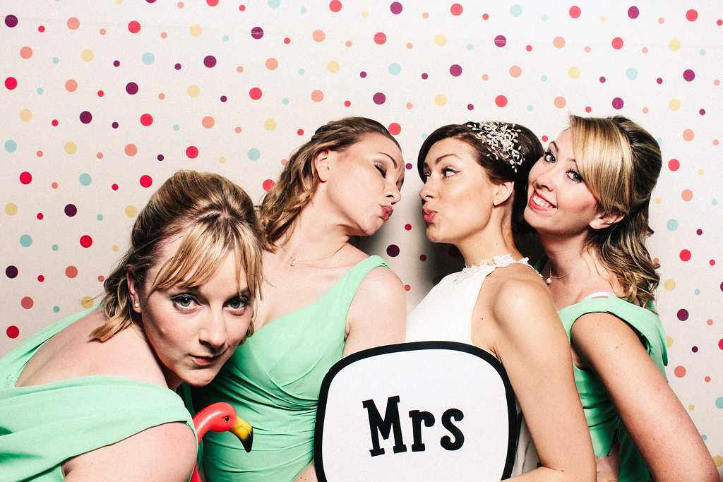 Marianne and Jack - Nonsuch Manor - Mrs Photo Booth